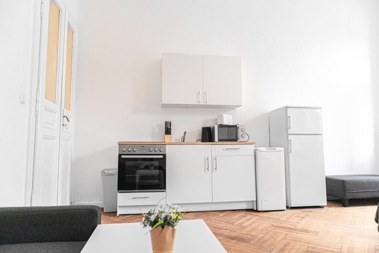 Apartment Joyful At Superb Location Near Akh Hospital Wien