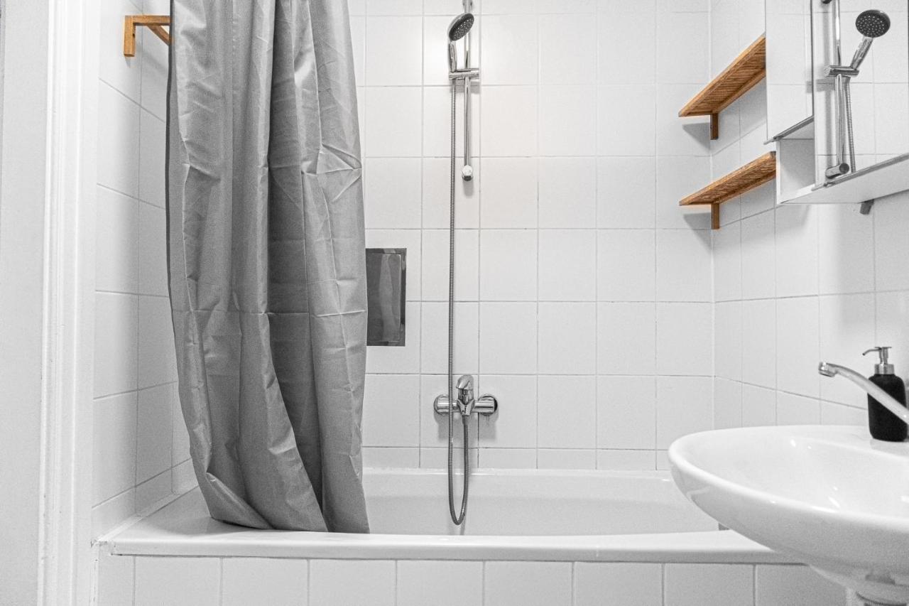 Apartment Joyful At Superb Location Near Akh Hospital Wien